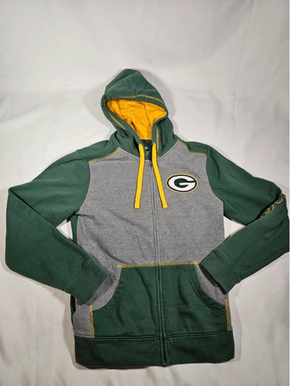 Fanatics Green Bay Packers men's green and gray full-zip hoodie, size Medium
